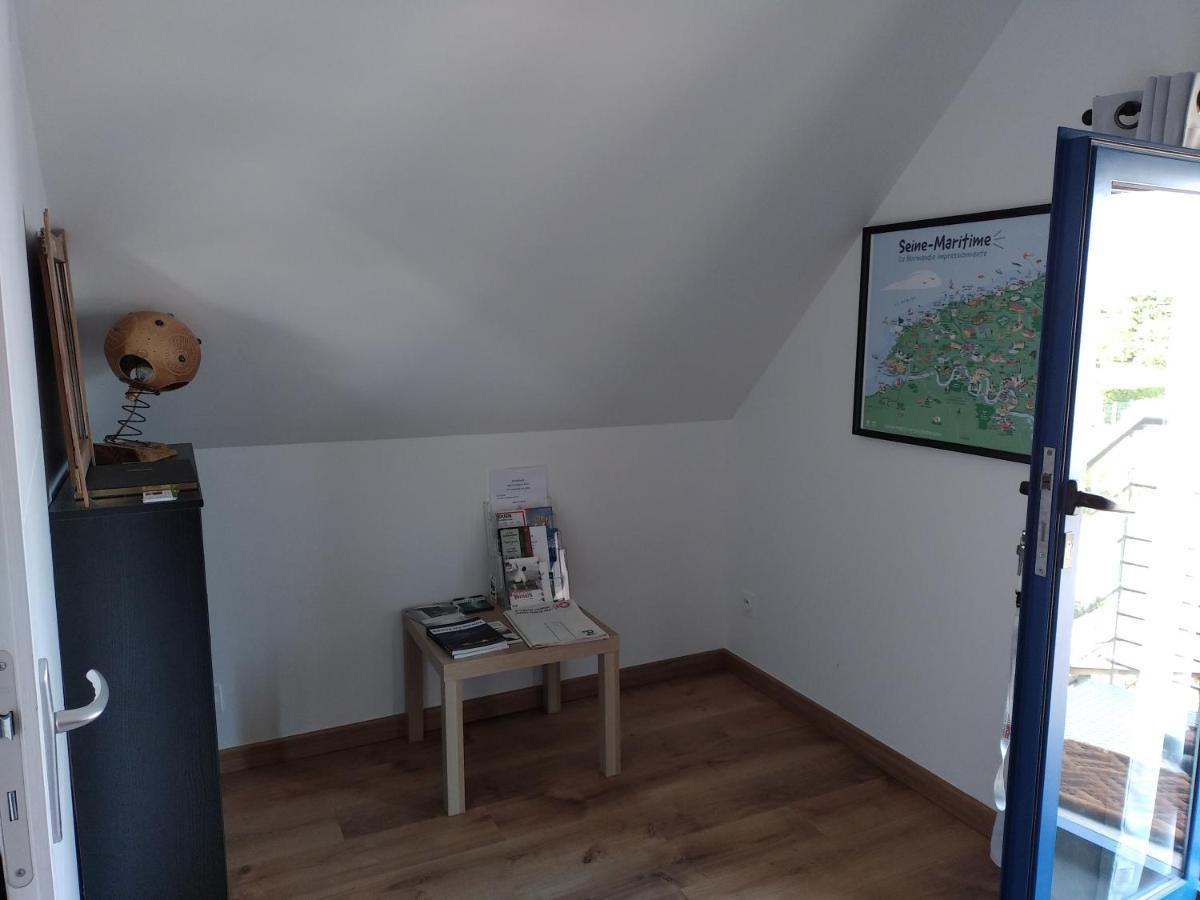 Bed and Breakfast A La Campagne, Au Calme Monterolier Экстерьер фото